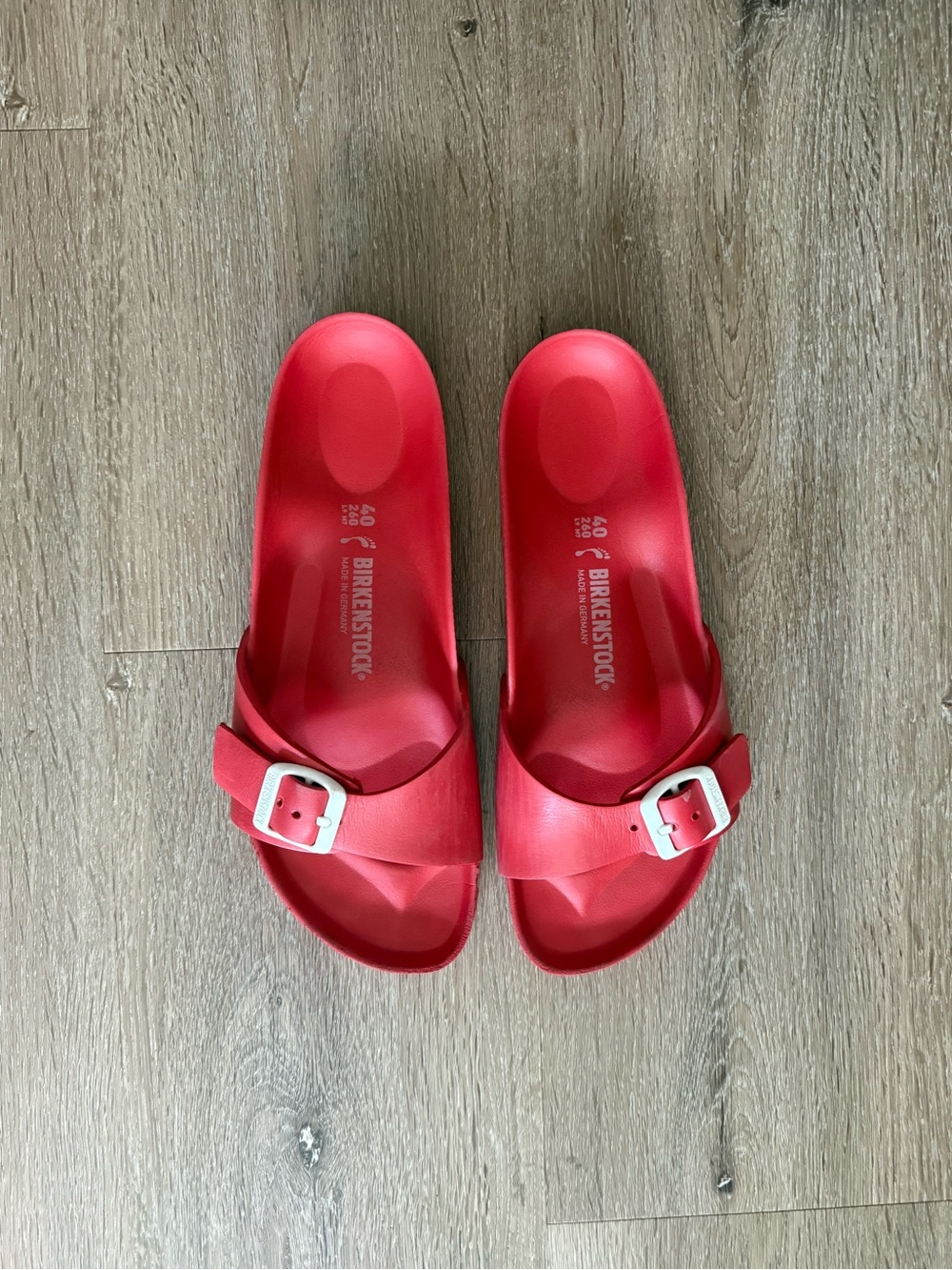 Size 40 Birkenstock Red Single-Strap EVA Slide Sandals with Buckle